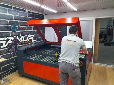 Teknotik Makine atölye çalışması — CNC üretim ve servis
