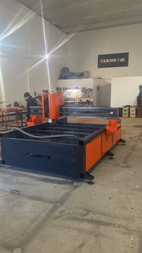 Teknotik Makine atölye çalışması — CNC üretim ve servis