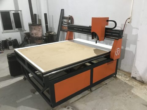 Teknotik Makine atölye çalışması — CNC üretim ve servis